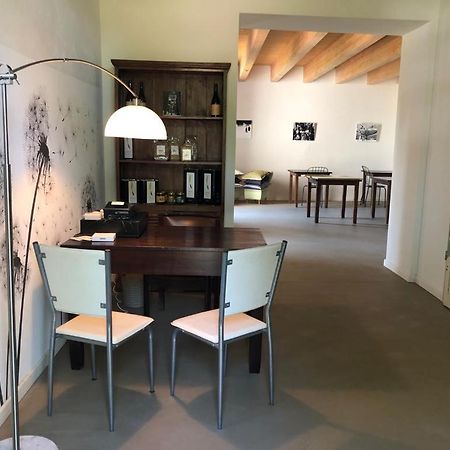 Bb Gli Aristogatti Bed & Breakfast Ghizzano Bagian luar foto