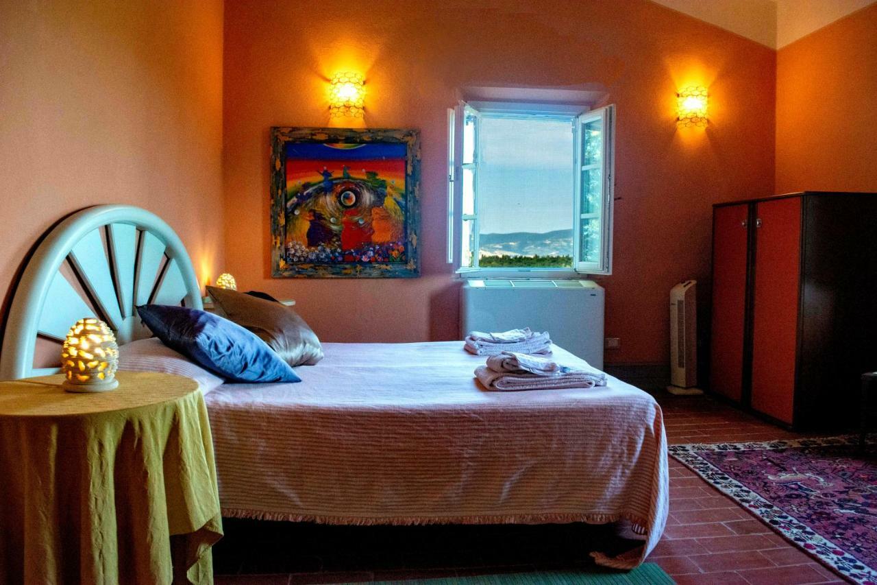 Bb Gli Aristogatti Bed & Breakfast Ghizzano Bagian luar foto